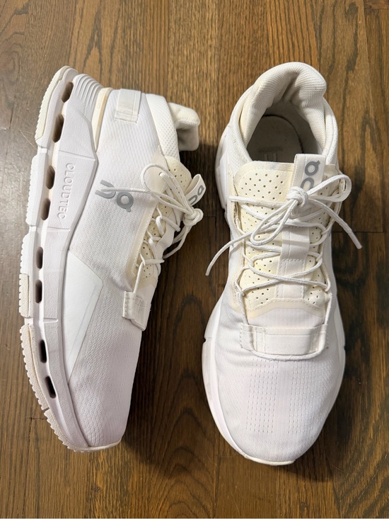 On Running Other - Cloudnova 2 Sneakers On Running Running Men's Cloudtec Lace-Up Sneakers in Off-W